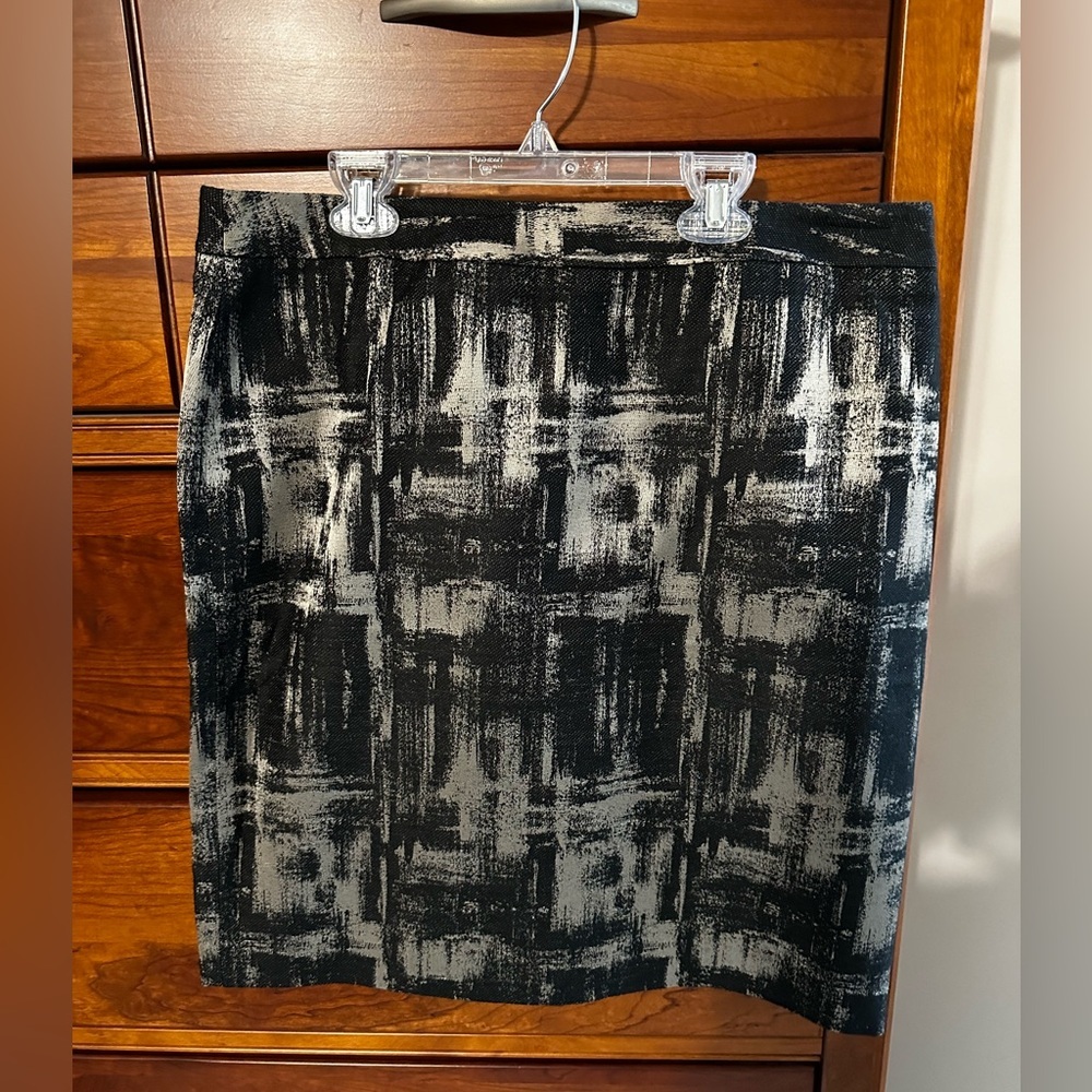 Talbots Textured Wool Blend Skirt. Size 14P. NWT.